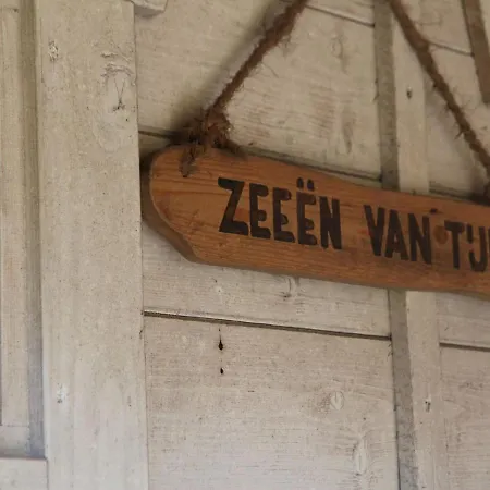 Luxury In Egmond Aan Den Hoef With Garden *