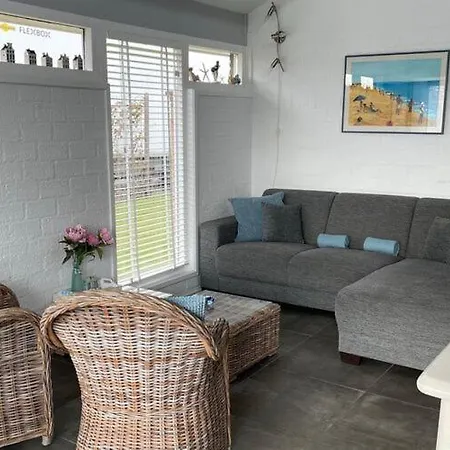 Luxury Holiday Home in Egmond aan den Hoef with Garden